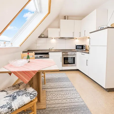 Ferienwohnung-ebbe-gemuetlicher-rueckzugsort-in-ruhiger-siedlungslage * Neuharlingersiel